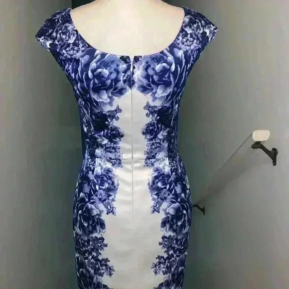 White House Black Market floral sheath dress 0 - Picture 7 of 8